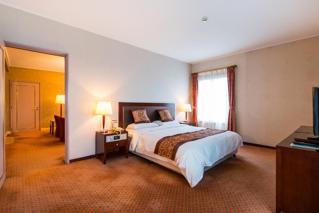 Shanghai International Airport Hotel מראה חיצוני תמונה